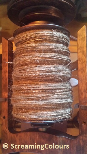 shetland-u-tussah-fertig-gesponnen