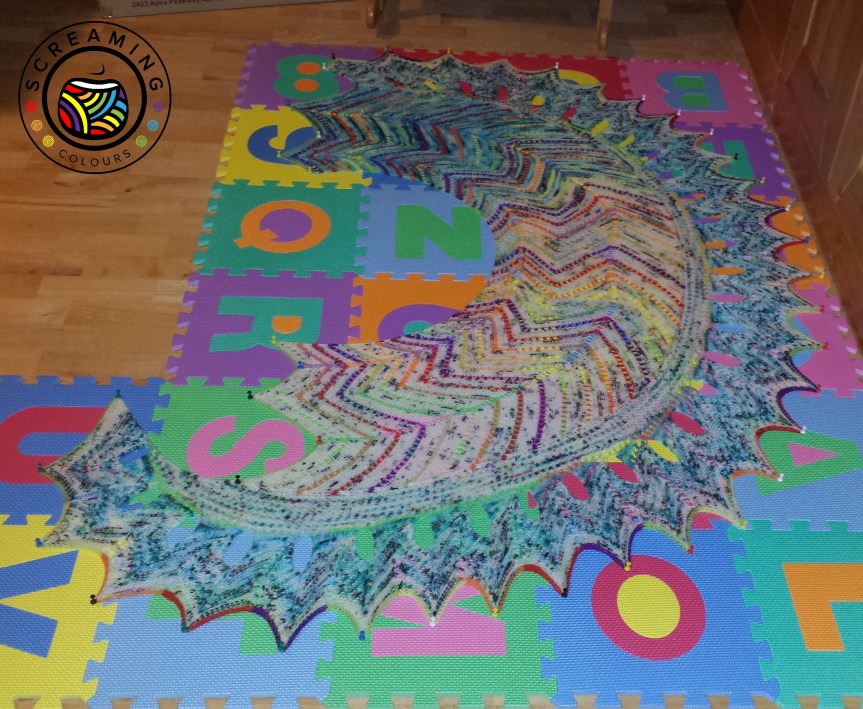 Speckle&amp;Pop, beim Spannen