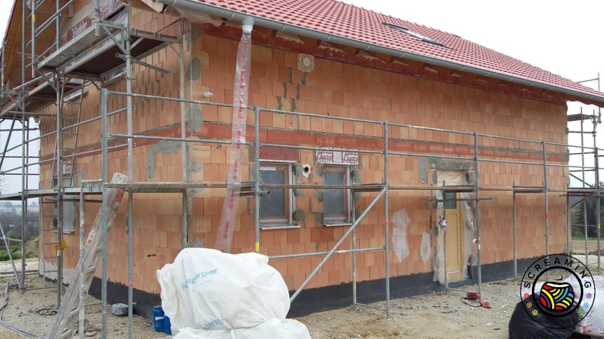 Unser Traum vom Haus – Fliesen und&nbsp;Innenanstrich